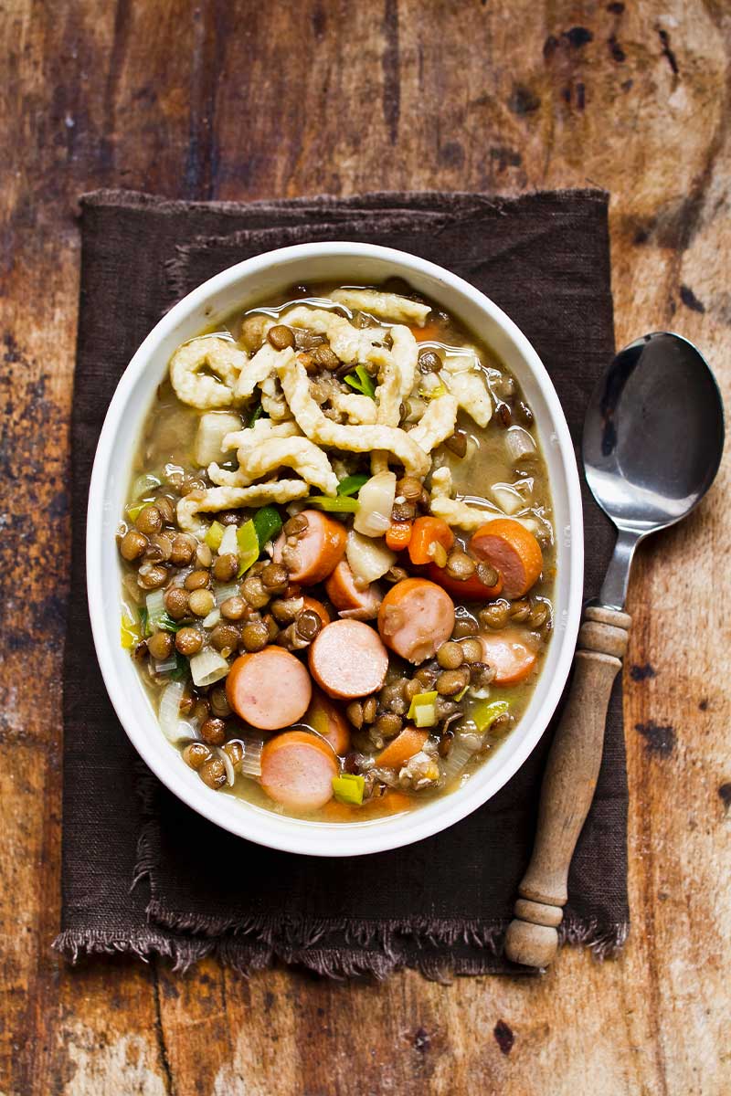 Allgaeuer Bergwald Gasthof Hirsch 1630 Choch Essen Linsen