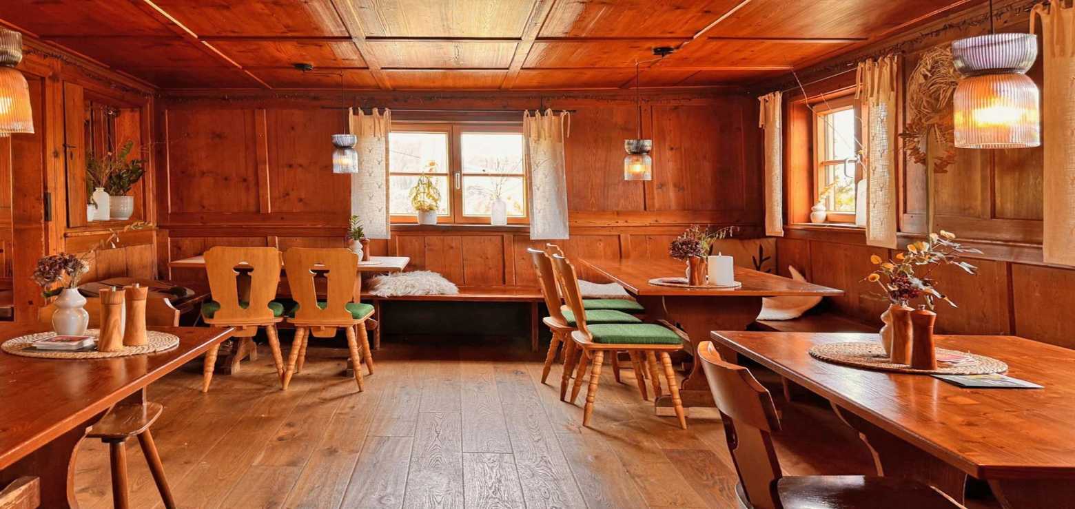 Allgaeuer Bergwald Gasthof Hirsch 1630 Abig Stimmung Innen