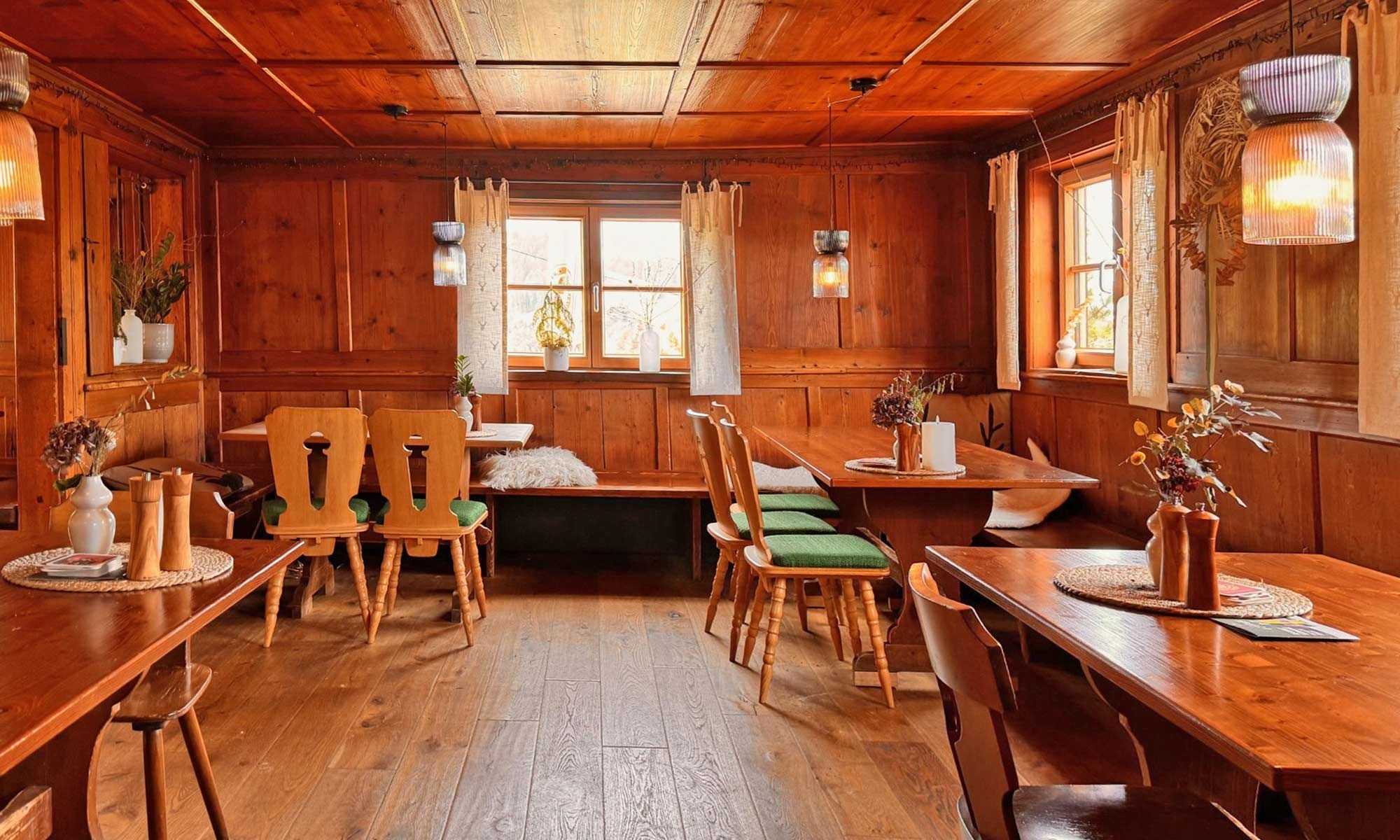 Allgaeuer Bergwald Gasthof Hirsch 1630 Abig Stimmung Innen